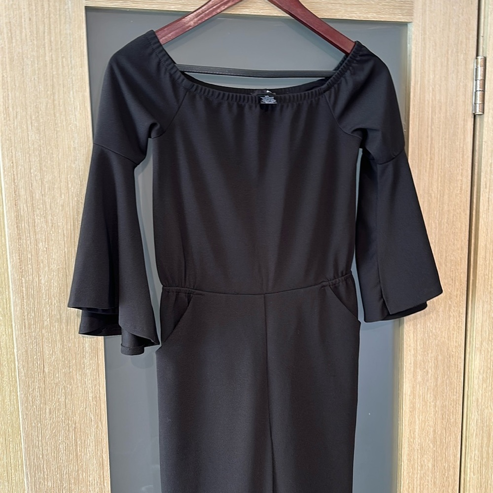 Off shoulder crop jumpsuit